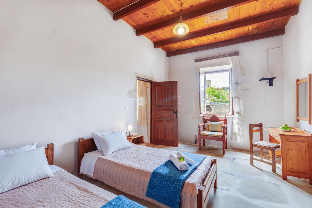 Traditional Home Vereniki With Heated Pool - By Apokoronas Villas Gavalochori Экстерьер фото